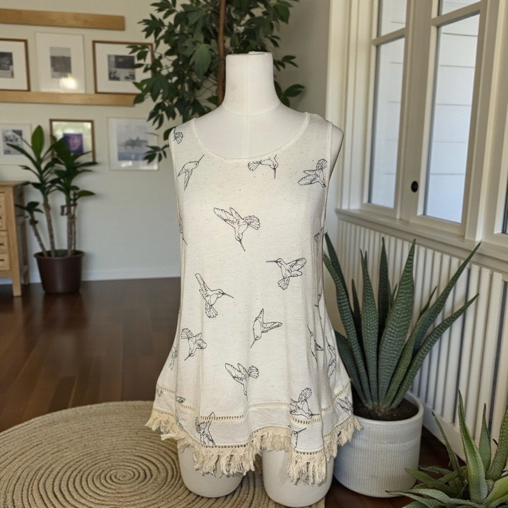 W5 / Anthropologie White Hummingbird Print Tank With Tassles Boho Style